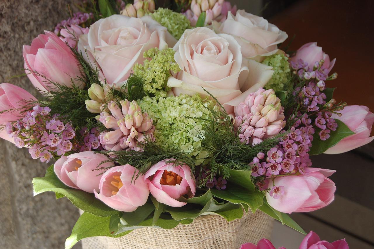 Blumen versenden gebundene Blumensträuße für alle Anlässe
